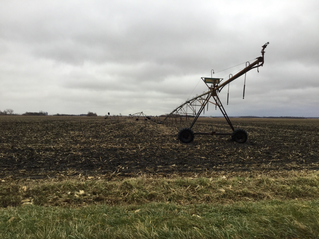 South of Topeka (NWS survey photo)