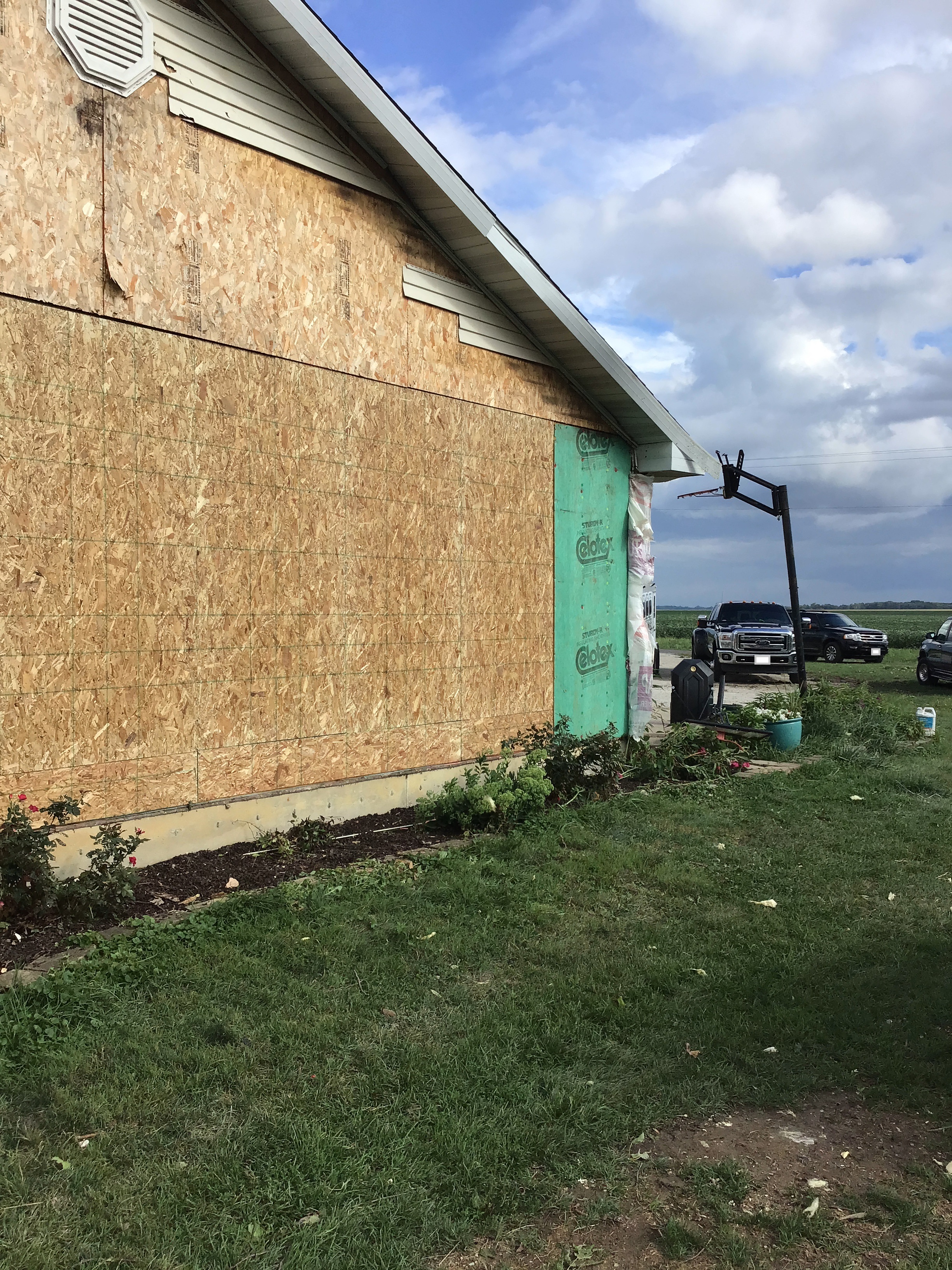 Home damage southwest of Sharpsburg