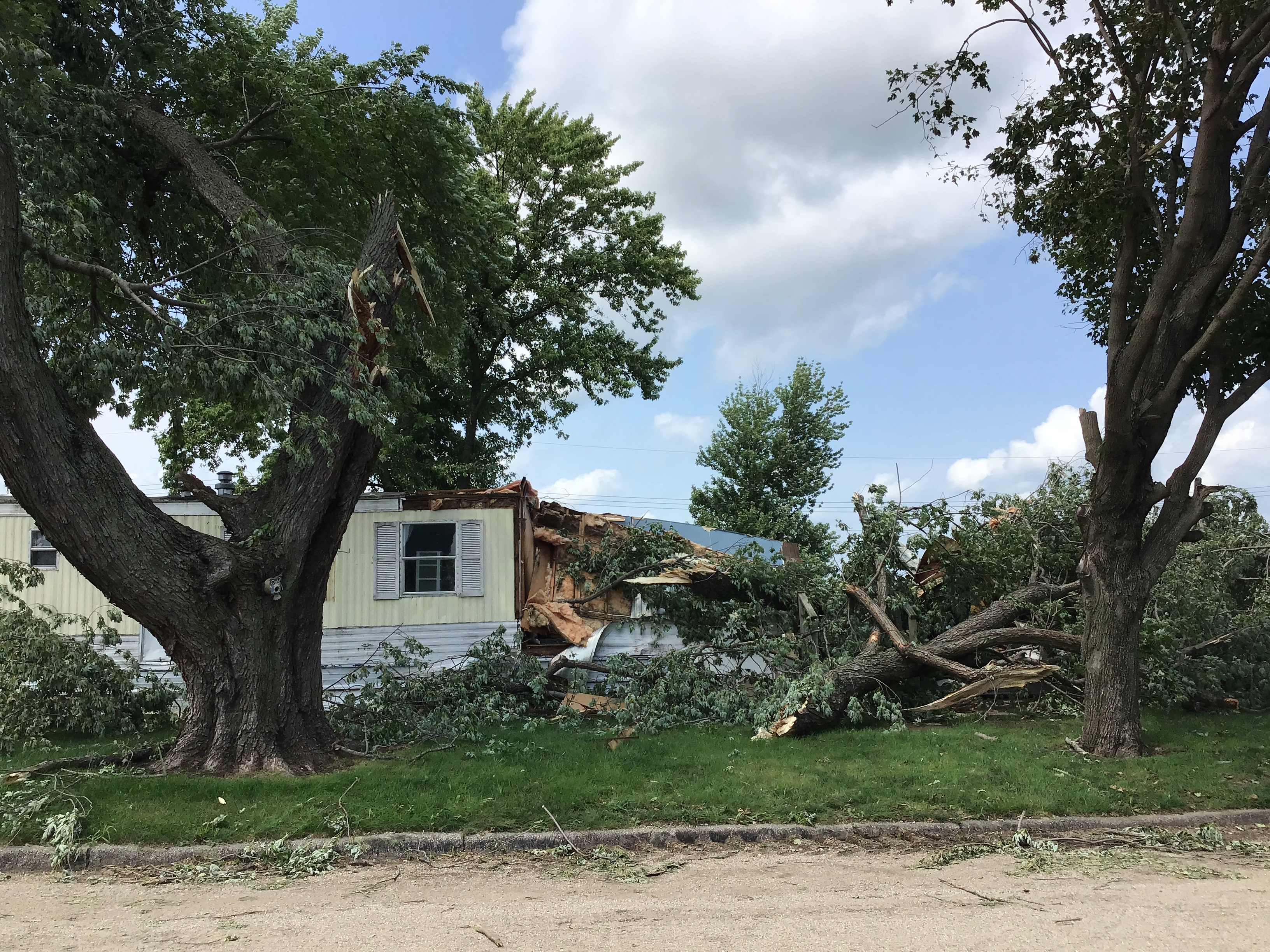 Damage to a trailer north of Henry